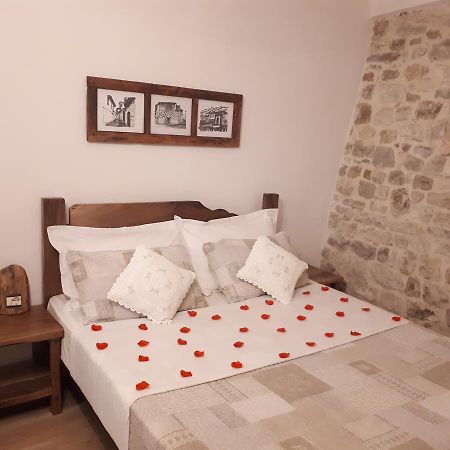 Hotel Omer Berat Eksteriør billede