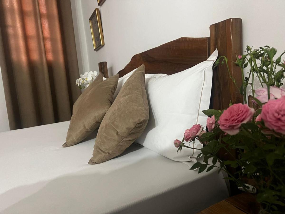 Hotel Omer Berat Eksteriør billede