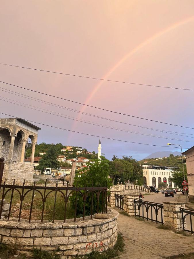 Hotel Omer Berat Eksteriør billede