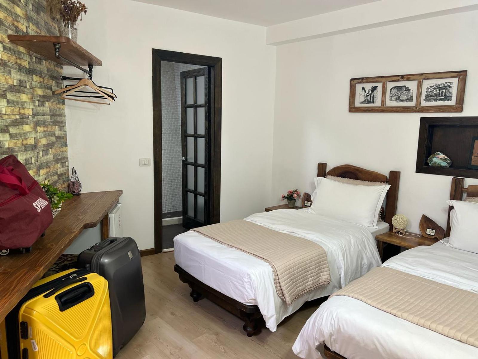 Hotel Omer Berat Værelse billede