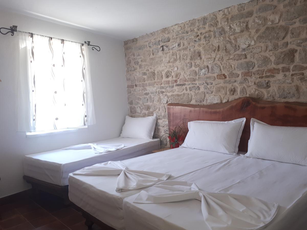 Hotel Omer Berat Eksteriør billede